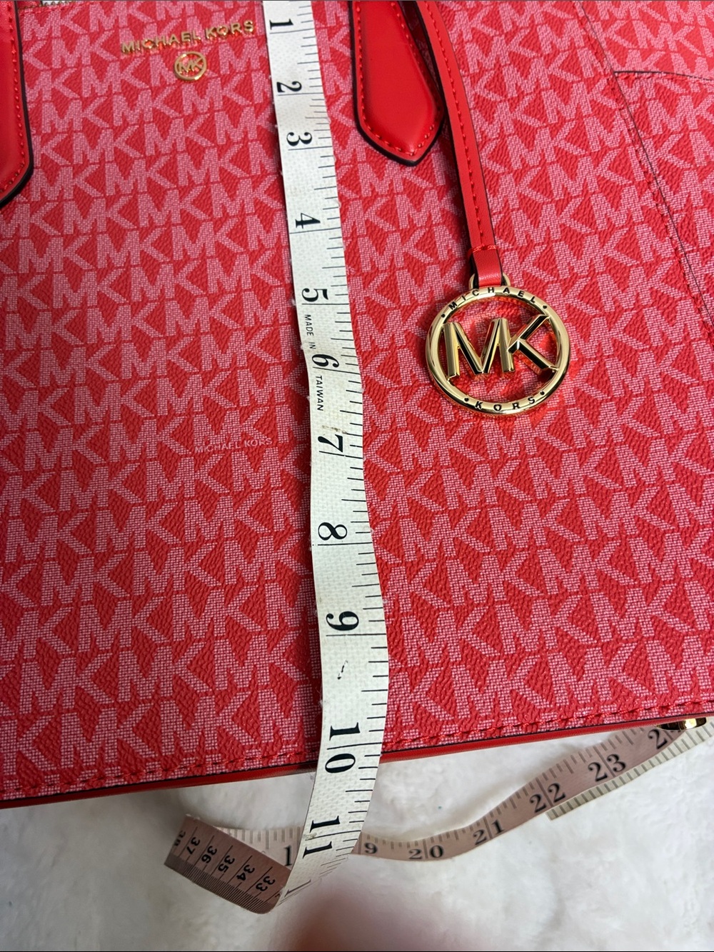 MICHAEL KORS Red Coral Logo Tote with MK Charm - Picture 6 of 6